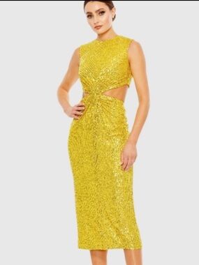 ✨ Mac Duggal Gold Sequin Draped Evening Gown ✨